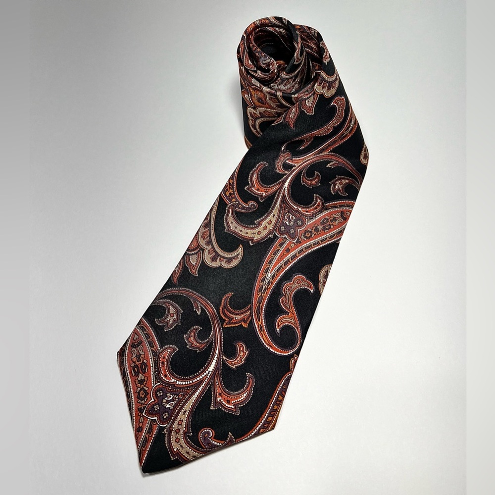 Robinson’s Vintage Tie Paisley 100% Silk